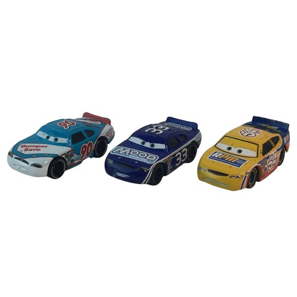 Disney Pixar Cars Diecast #64/35/90/33/Doc Hudson Lot of 5 Figures - Picture 6 of 9
